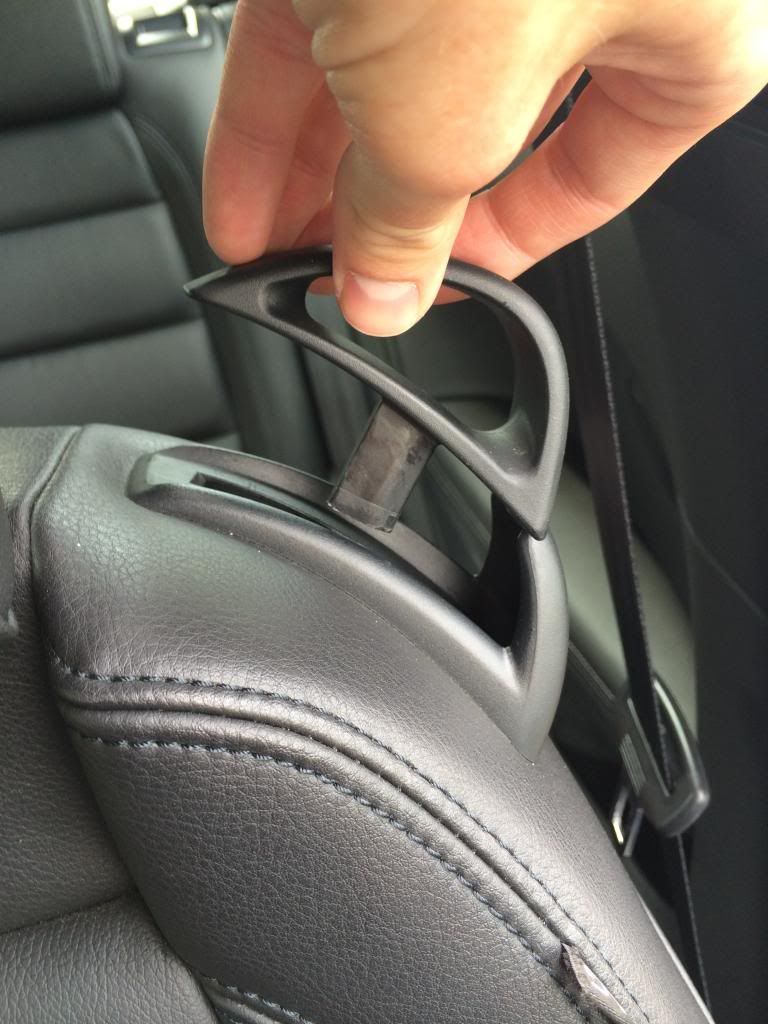 Golf R seat release broke. Anyone else have this issue? VW Vortex