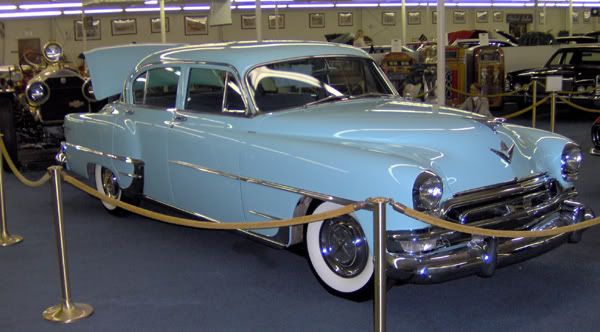 1954_Chrysler_New_Yorker_Howard_Hug.jpg