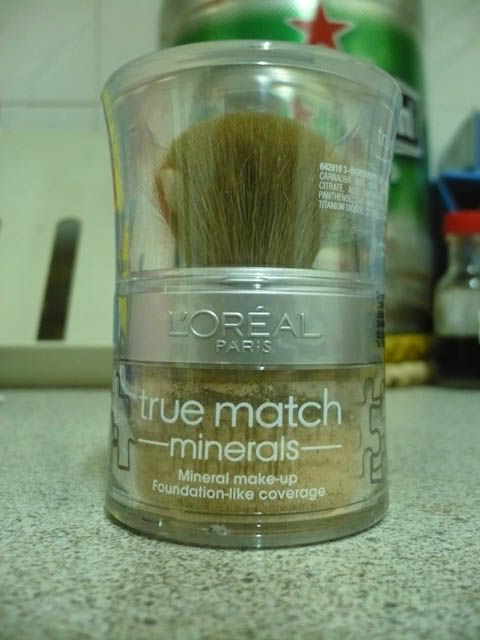 makeup finishing spray. Fixamp;Shine Finishing Spray.