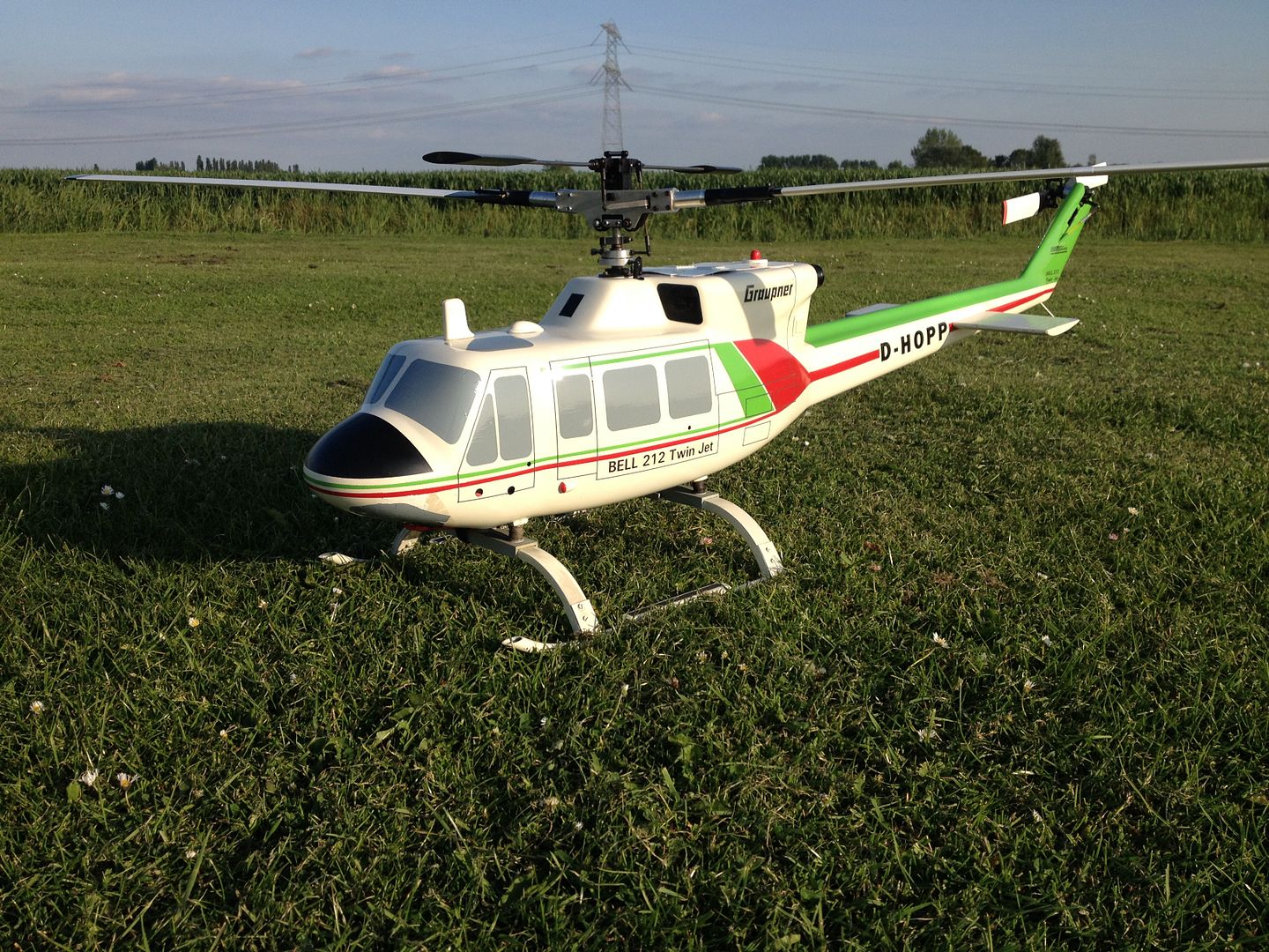 Graupner Bell 212 TwinJet E-umbau - RC-Heli Community Graupner Bell 212 TwinJet E-umbau - RC-Heli Community