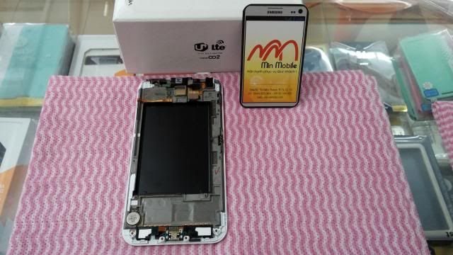 Min-mobile - Thay màn hình LG G (F180,E975), LG G Pro (F240,E988), G2 (F320, D802) - 5
