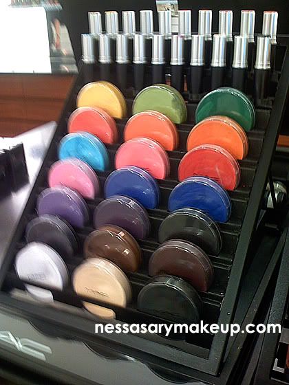 Chromeacakes (PRO only, used for theatrical makeup, fake tattoos,