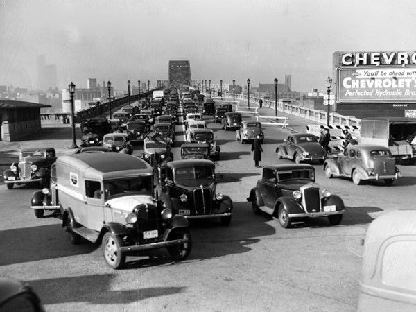Detroit-Superiorbridgetraffic-1938_zpse05d298a.jpg