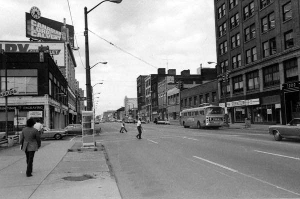 Euclid-E19th-1974.jpg