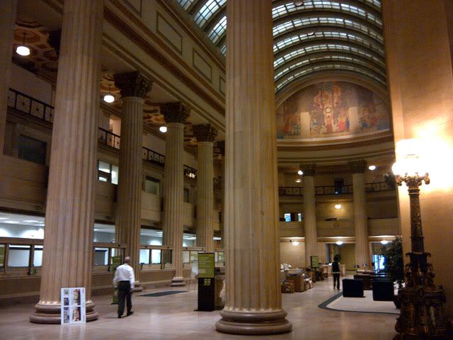 Huntingtonatrium2-101711s.jpg