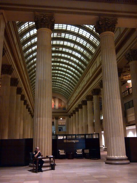 Huntingtonatrium3-101711s.jpg