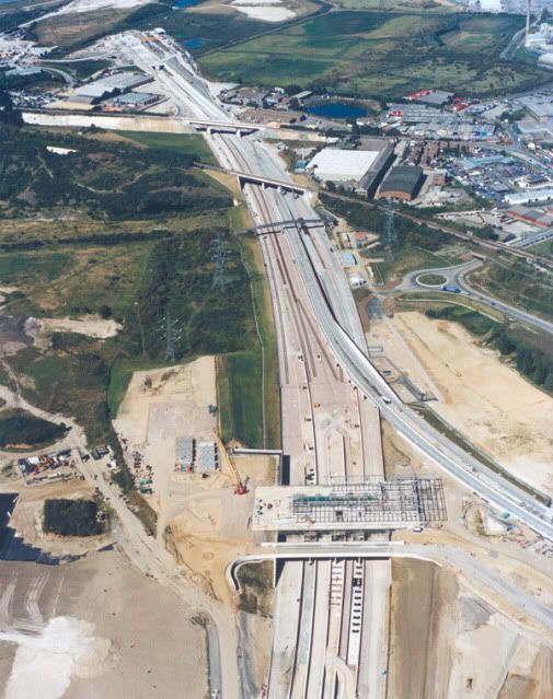 HSRunderconstruction13-Ebbsfleet.jpg