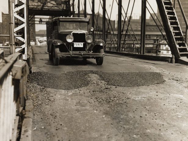 Mainstreetswingbridge-04-02-1937.jpg