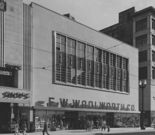 Woolworth-LowerEuclid.jpg