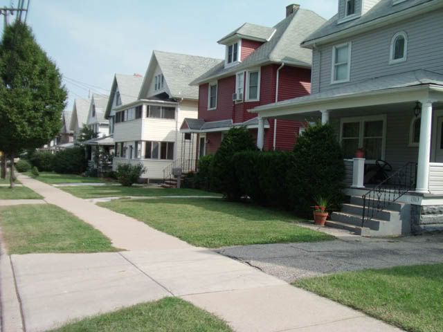kens-hood010s.jpg