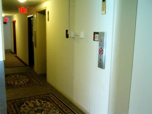 kens-hood028s.jpg