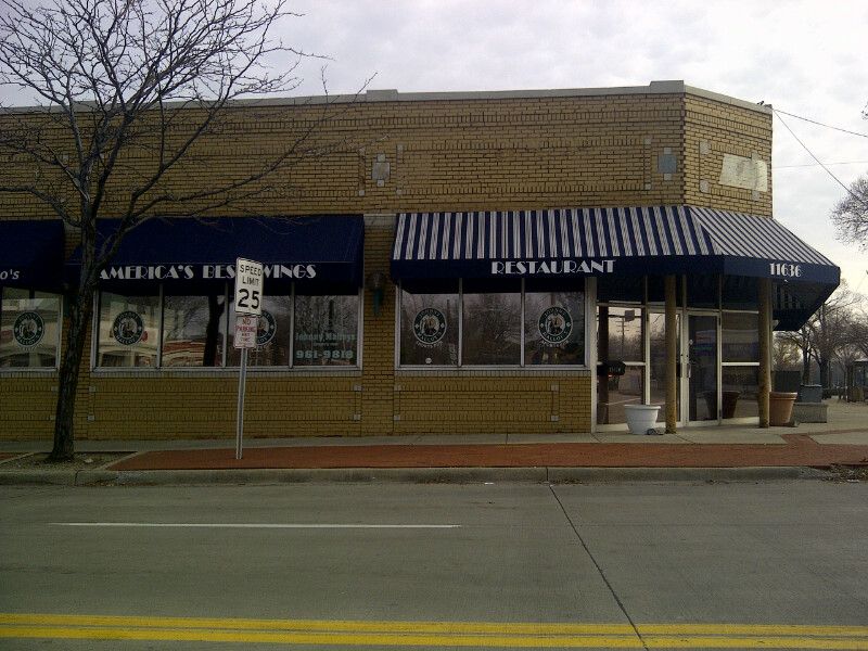 West117-Cliftonendangered-retailstrip-112812.jpg