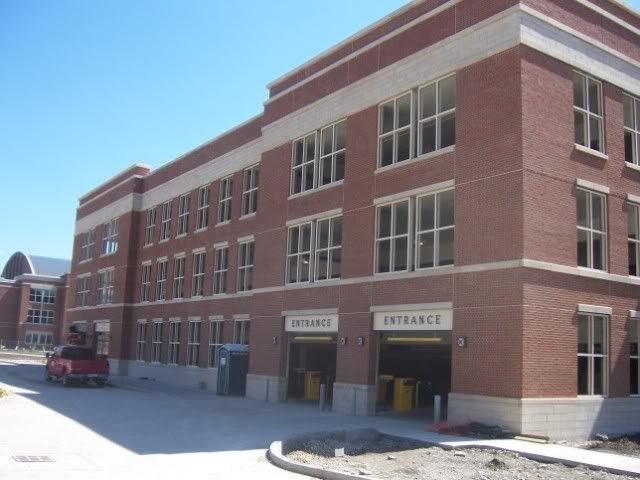 MiamiUparkinggarage2.jpg