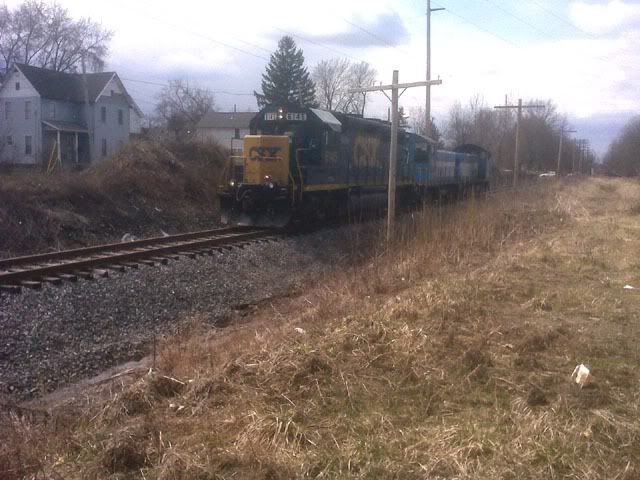 CSX-Warren-Highland-040111s.jpg