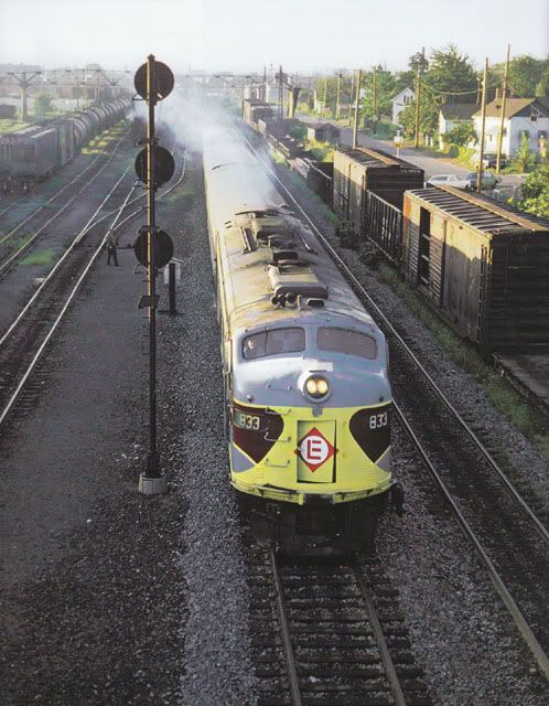 Conrail-WBcommuter-Vonwiller-083076s.jpg